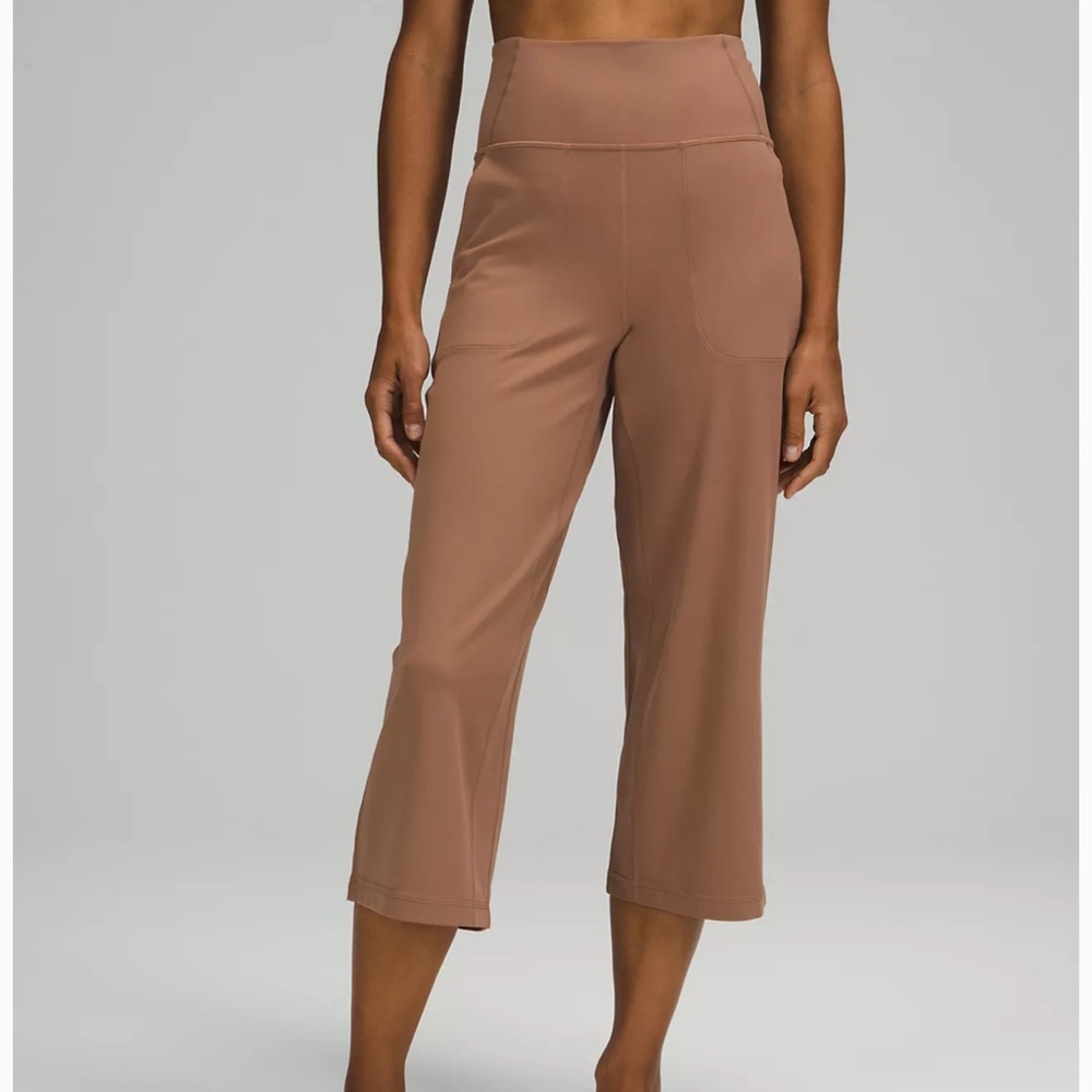 Lululemon Align Wide Leg Crop in Cacao
